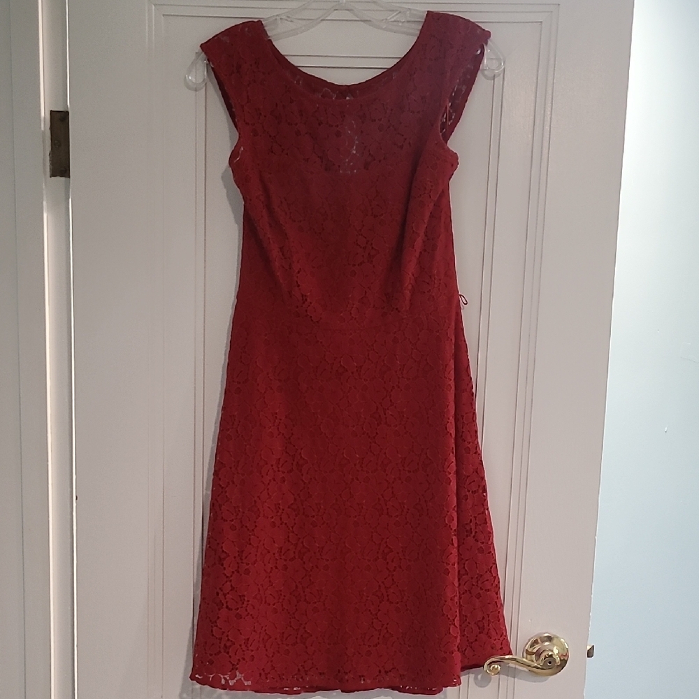 Elegant Red Lace Dress